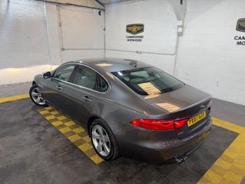 Used Jaguar XF 2017 for sale - 79669367: Photo