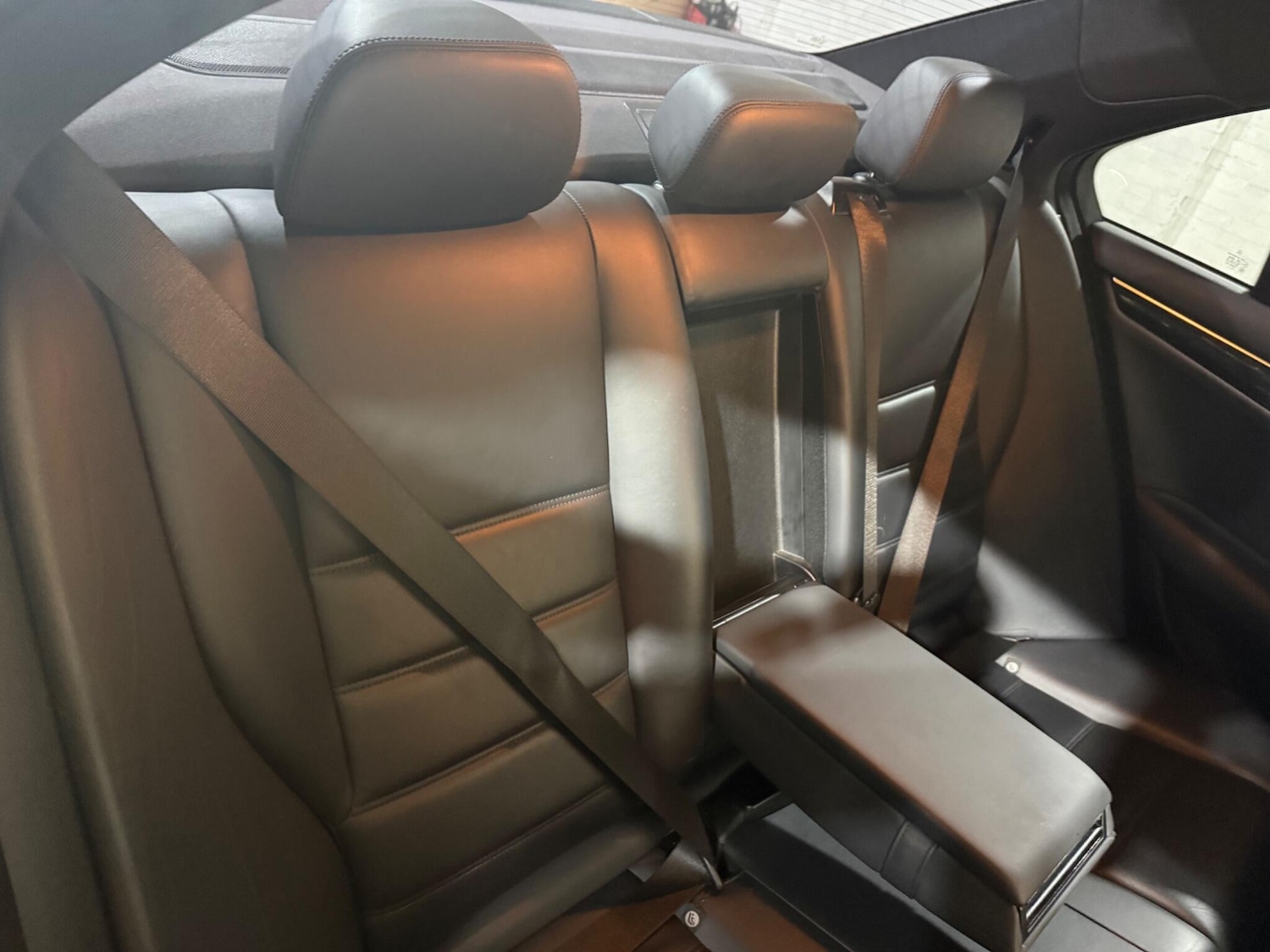 Used Mercedes-Benz C Class 2011 for sale - 77156688: Photo 9