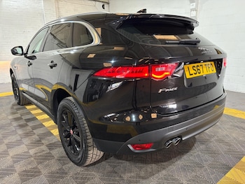 Used Jaguar F-Pace 2017 for sale - 78276385: Photo