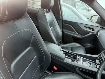 Used Jaguar F-Pace 2019 for sale - 75268426: Photo
