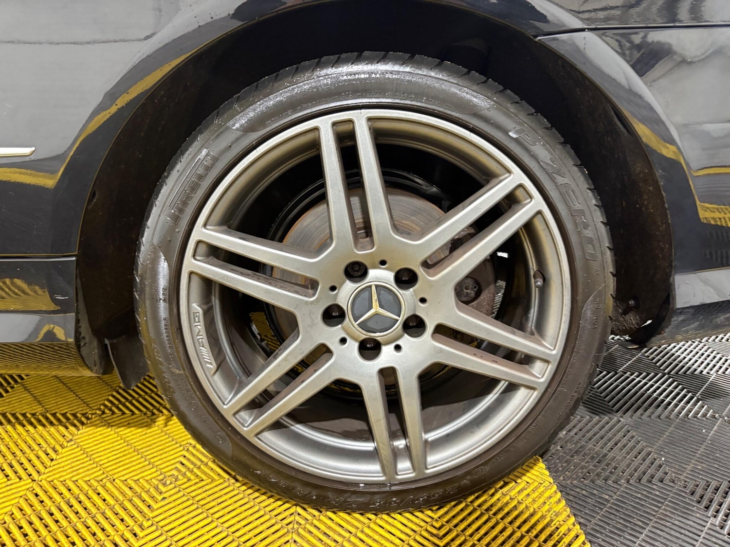 Used Mercedes-Benz E Class 2009 for sale - 76549296: Photo 15