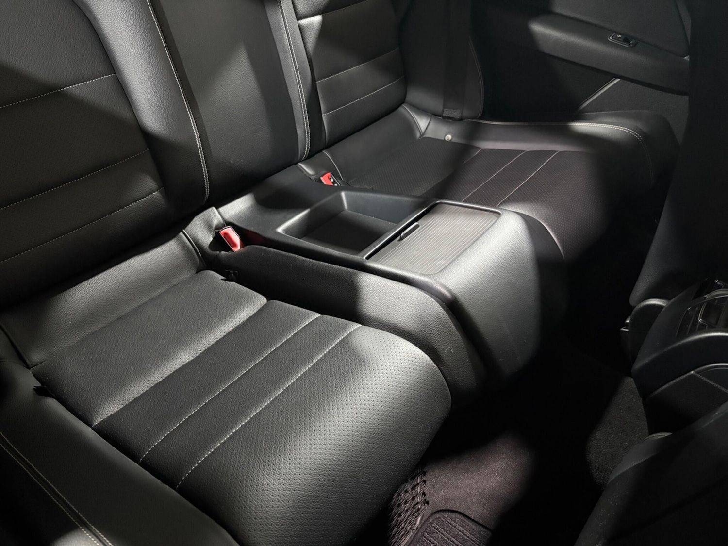 Used Mercedes-Benz E Class 2009 for sale - 76549296: Photo 32