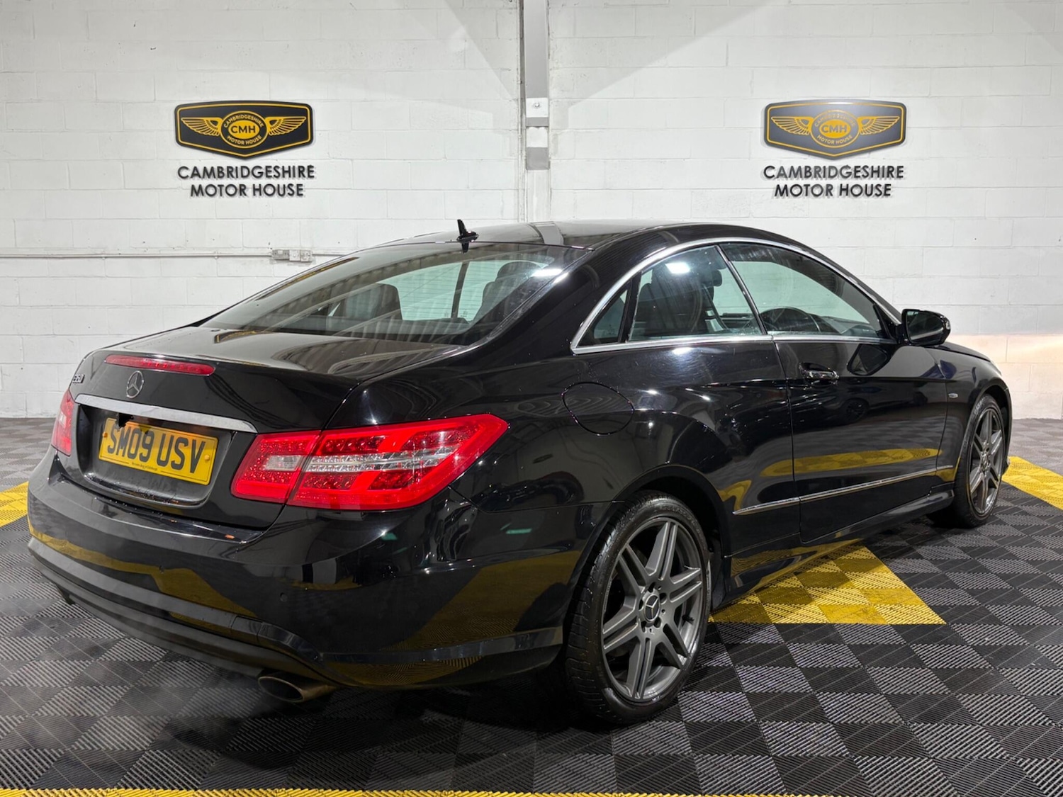 Used Mercedes-Benz E Class 2009 for sale - 76549296: Photo 37