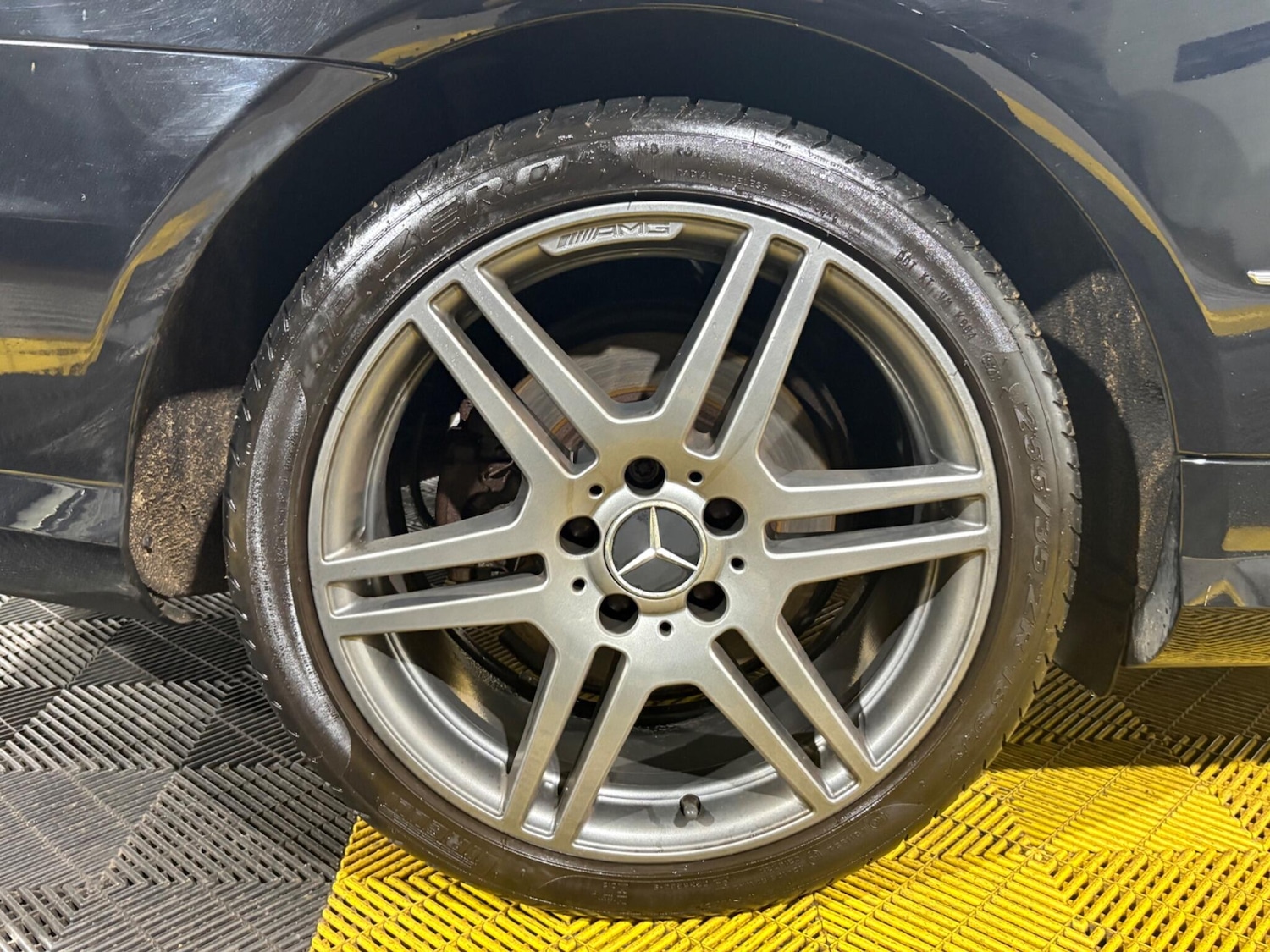 Used Mercedes-Benz E Class 2009 for sale - 76549296: Photo 44