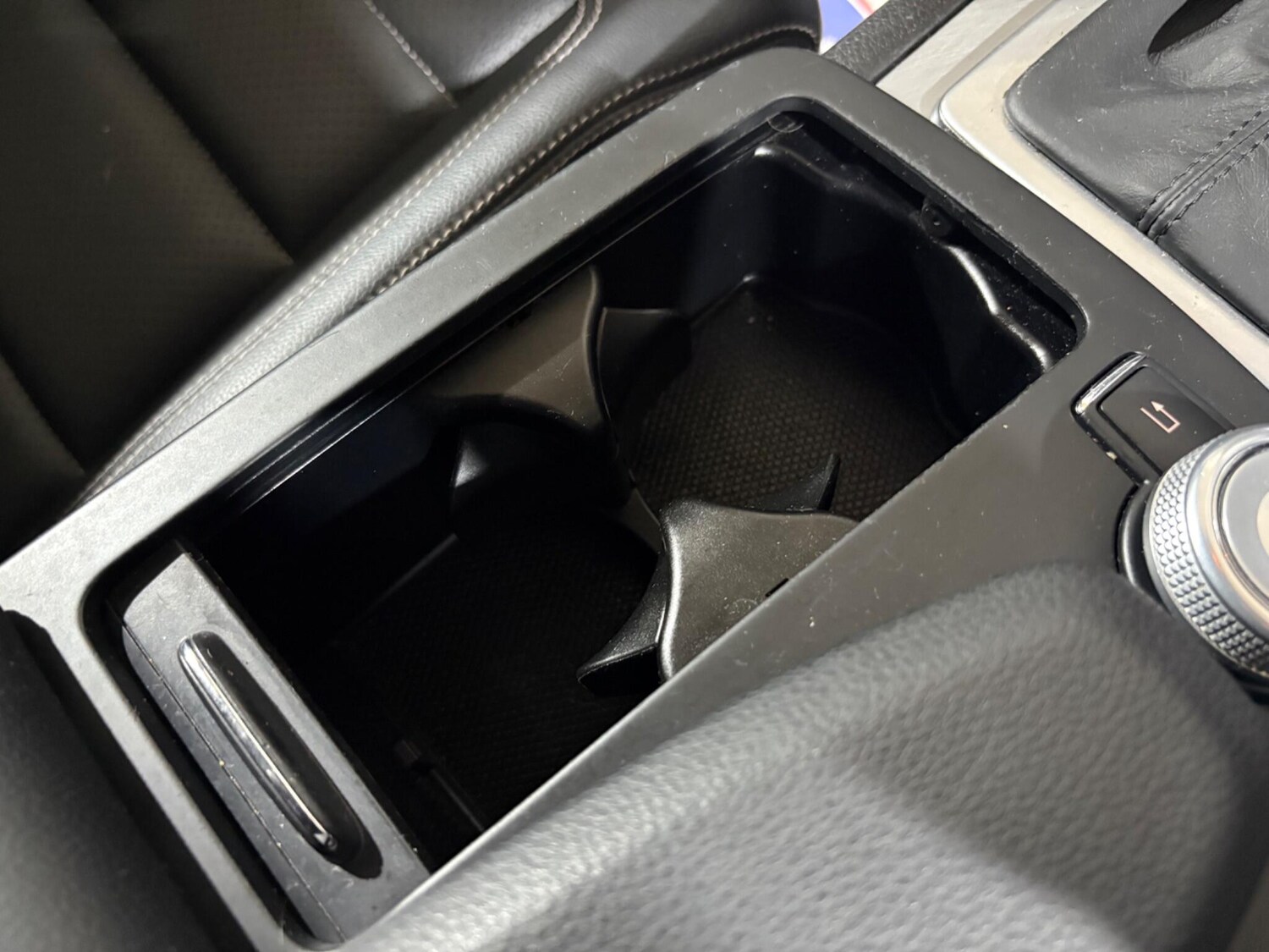 Used Mercedes-Benz E Class 2009 for sale - 76549296: Photo 57