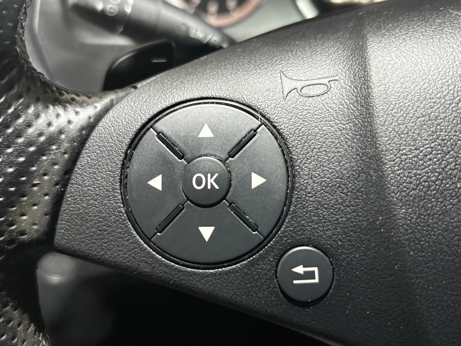 Used Mercedes-Benz E Class 2009 for sale - 76549296: Photo 65