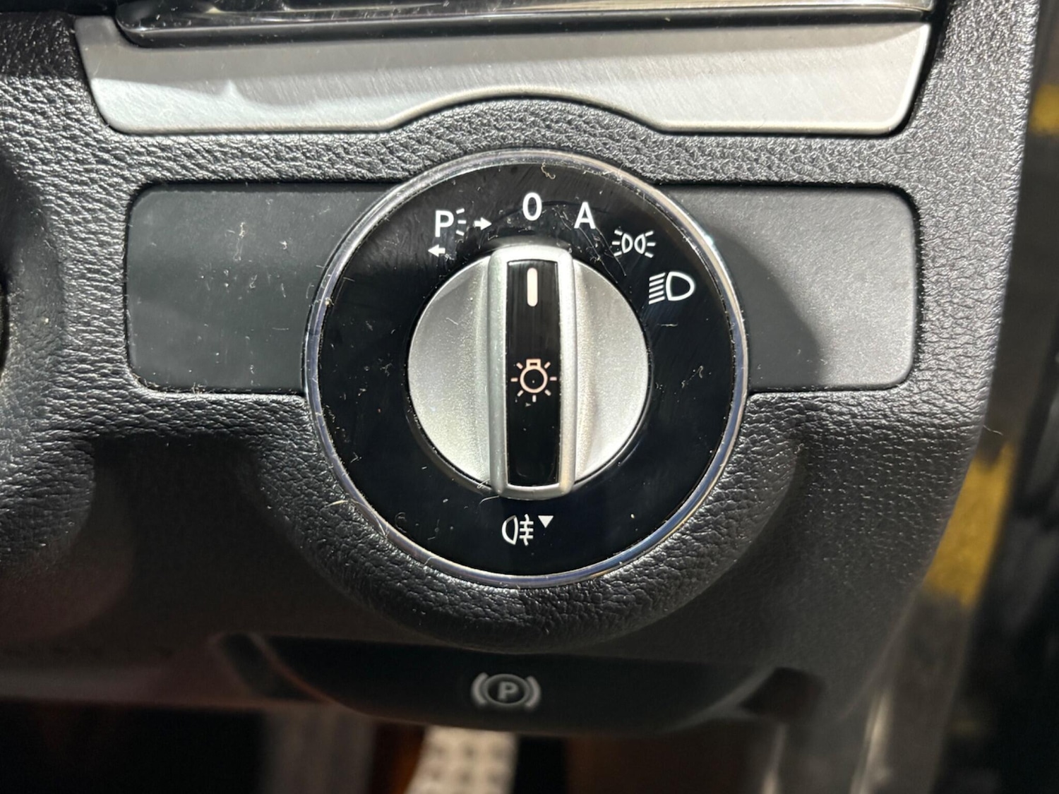 Used Mercedes-Benz E Class 2009 for sale - 76549296: Photo 8