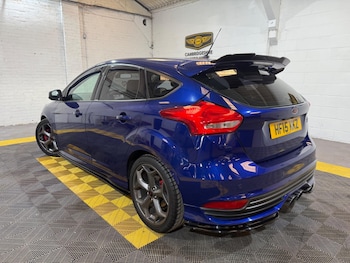Used Ford Focus 2015 for sale - 75531337: Photo