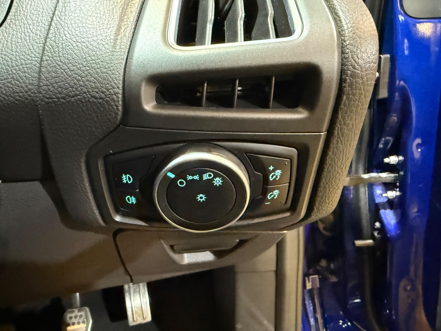 Vehicle 32