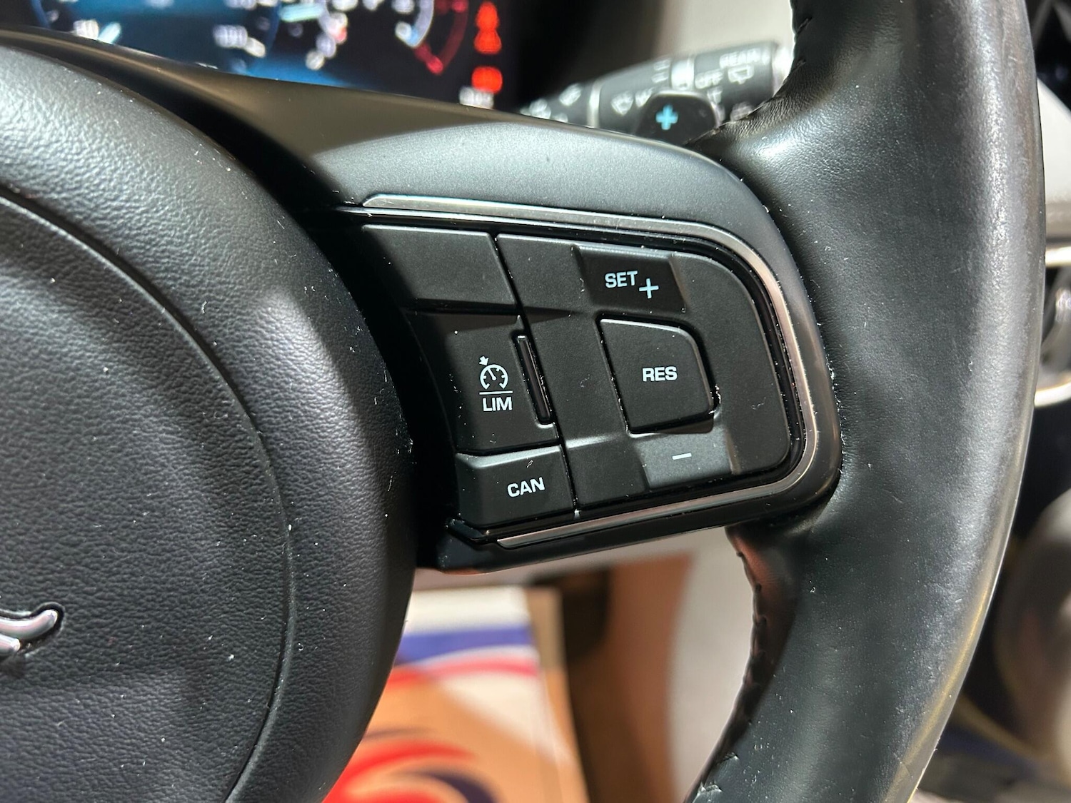 Used Jaguar F-Pace 2016 for sale - 77358727: Photo 29