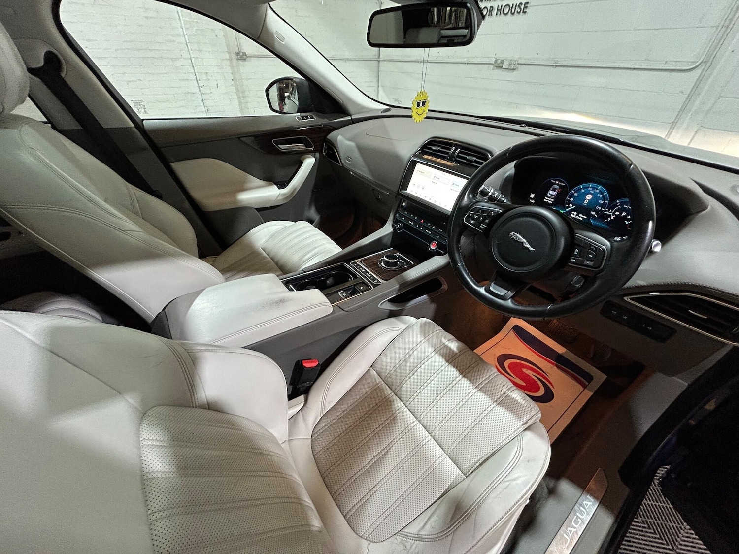 Used Jaguar F-Pace 2016 for sale - 77358727: Photo 33