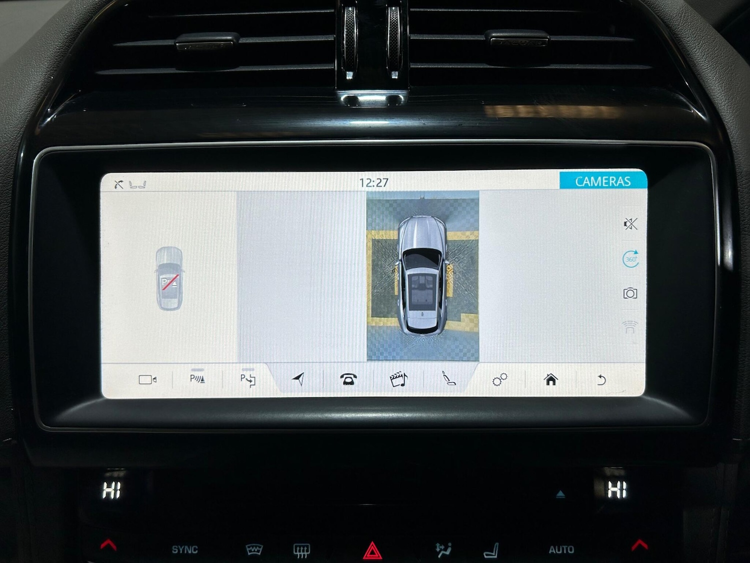 Used Jaguar F-Pace 2016 for sale - 77358727: Photo 5