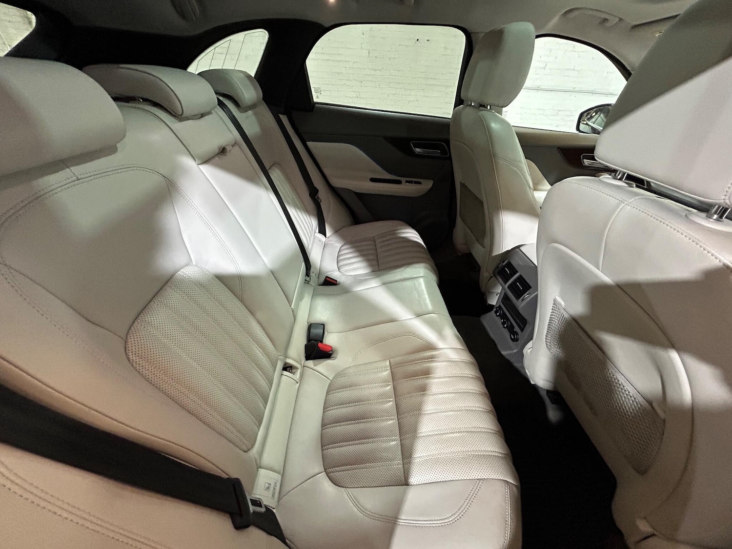 Used Jaguar F-Pace 2016 for sale - 77358727: Photo 64