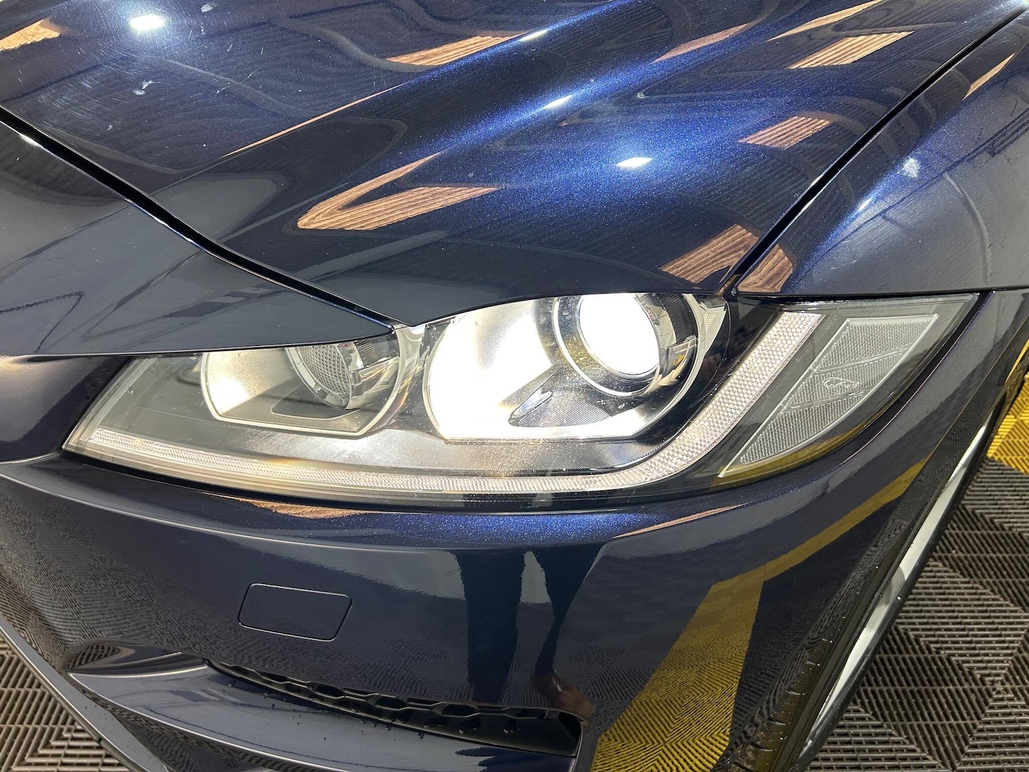 Used Jaguar F-Pace 2016 for sale - 77358727: Photo 78