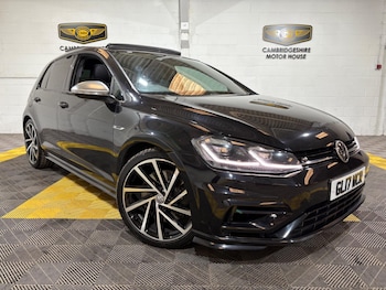 Used Volkswagen Golf 2017 for sale - 75904789: Photo
