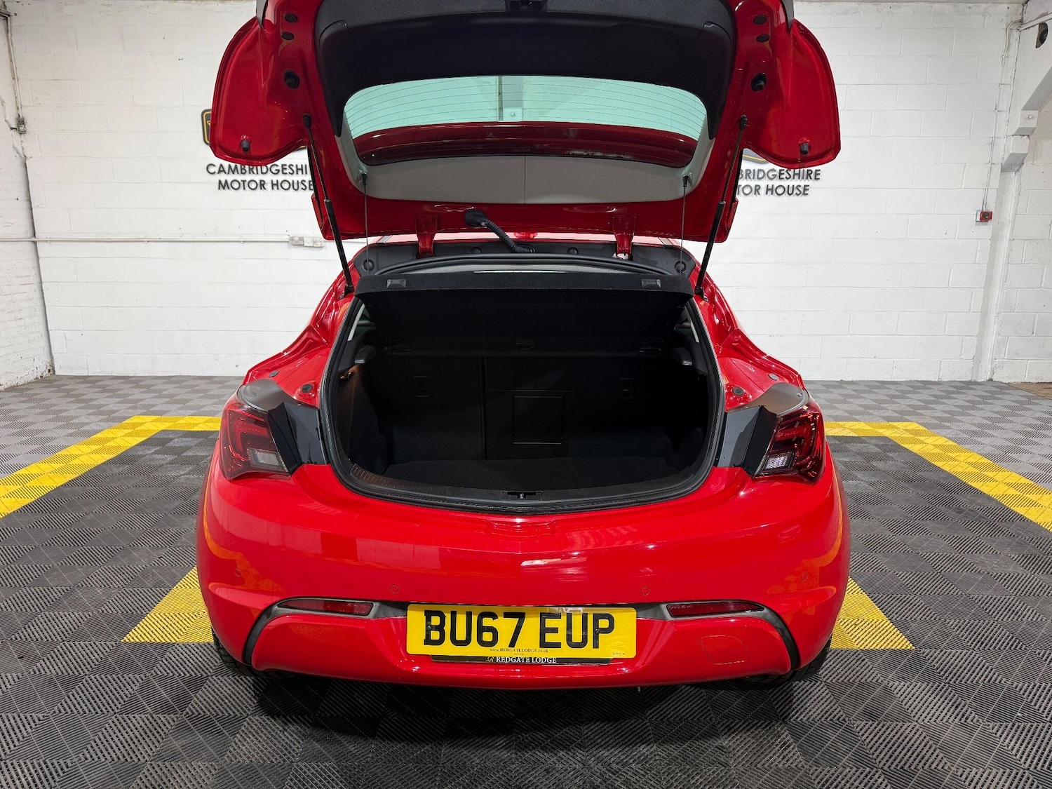 Used Vauxhall Astra GTC 2017 for sale - 76573285: Photo 9