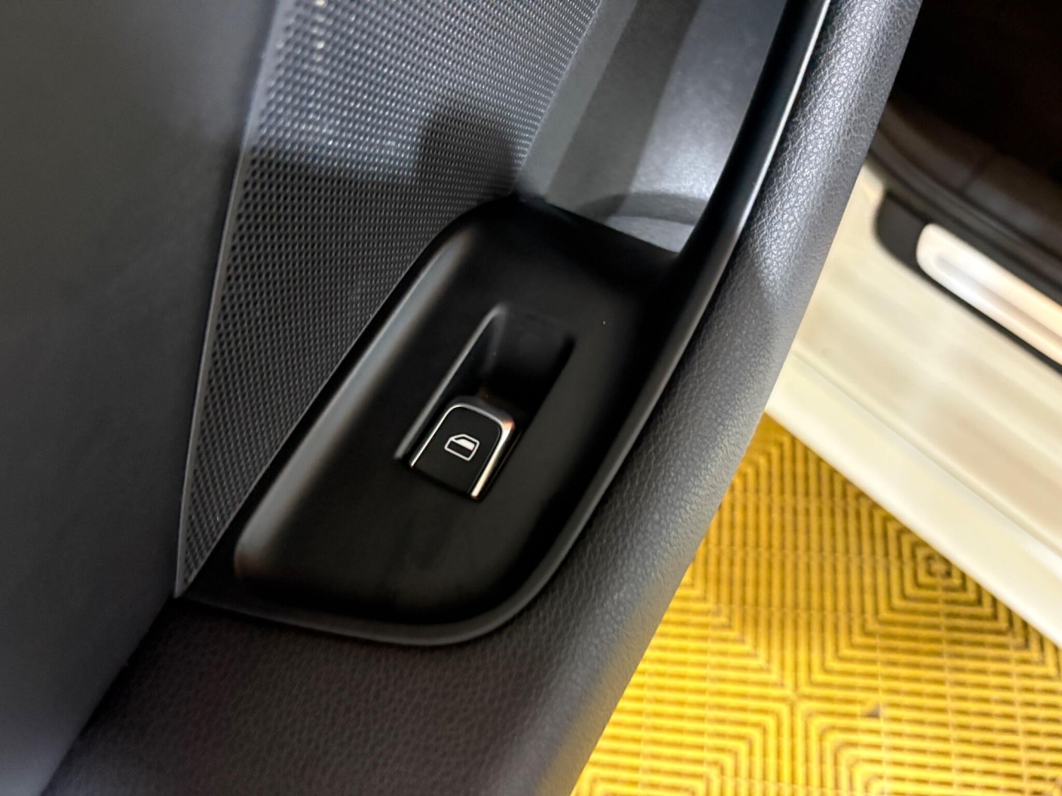 Used Audi A3 2014 for sale - 76012862: Photo 51