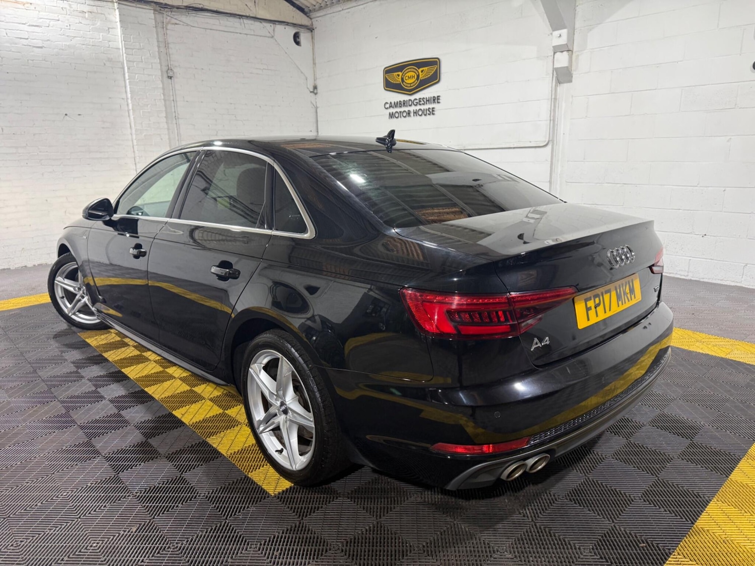 Used Audi A4 2017 for sale - 77343951: Photo 2