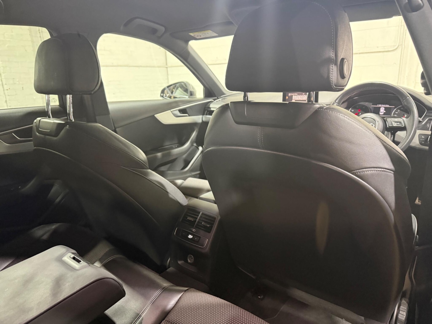 Used Audi A4 2017 for sale - 77343951: Photo 40