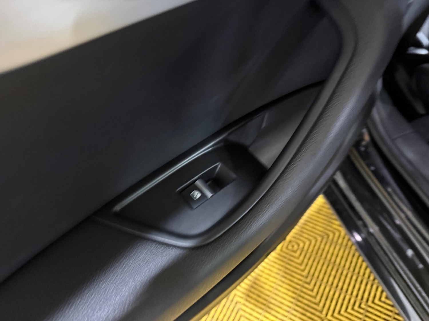 Used Audi A4 2017 for sale - 77343951: Photo 48