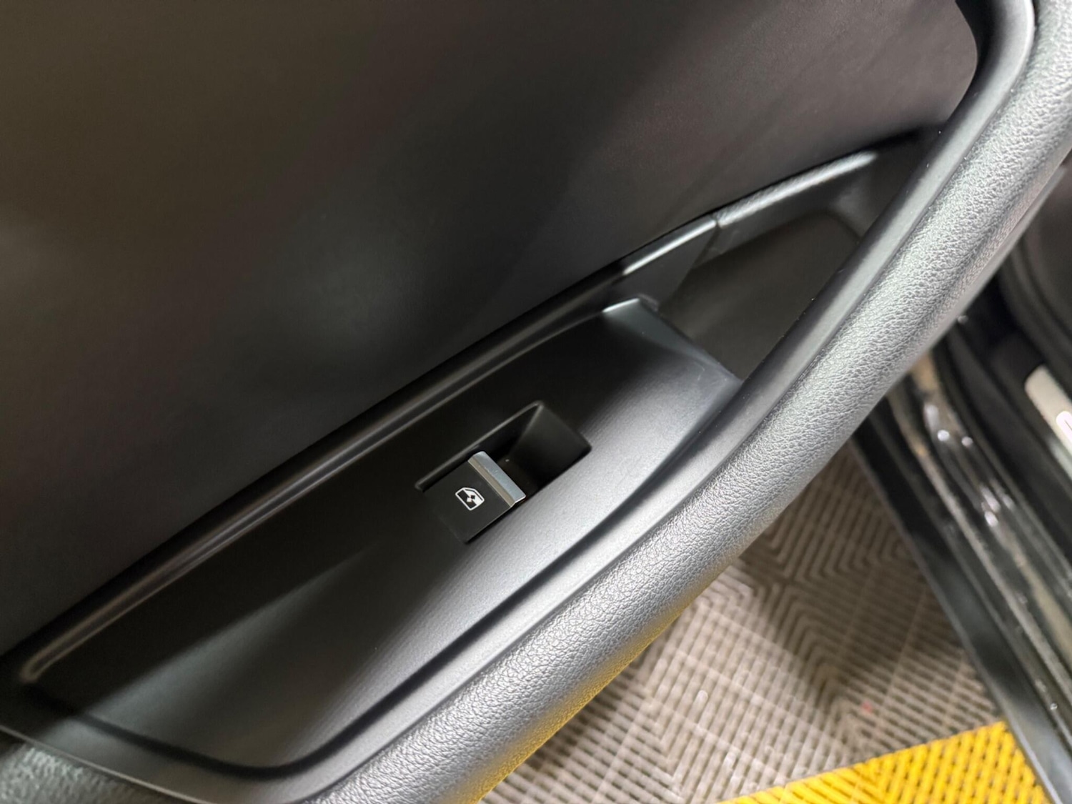 Used Audi A4 2017 for sale - 77343951: Photo 55