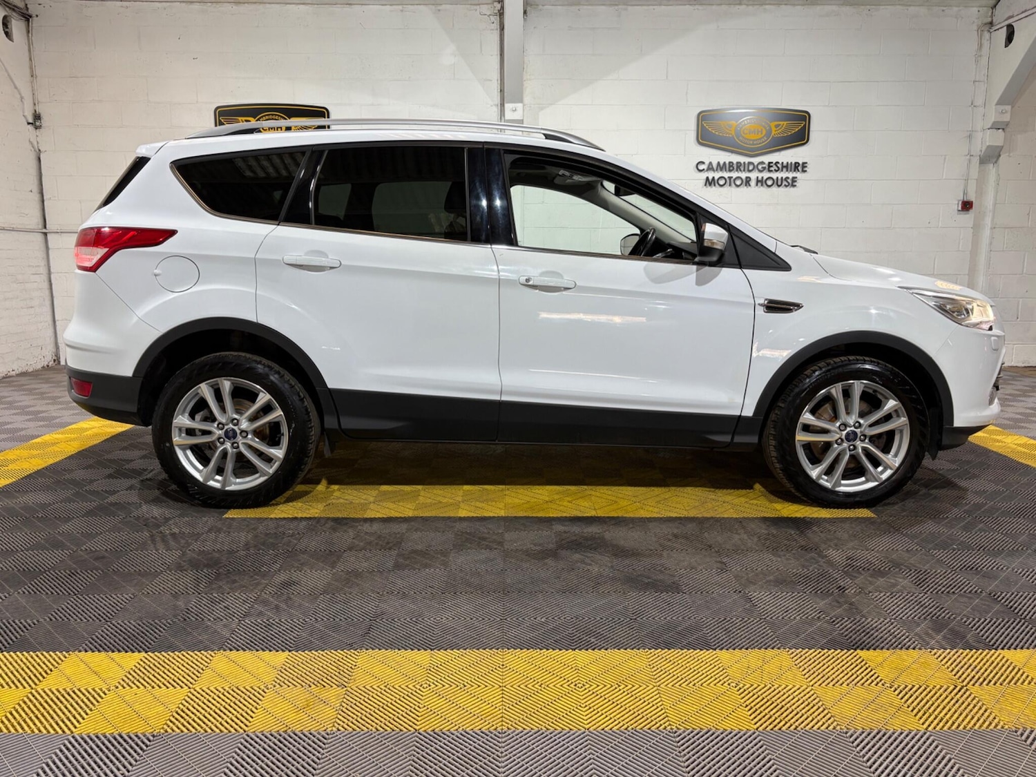 Used Ford Kuga 2015 for sale - 76085177: Photo 19