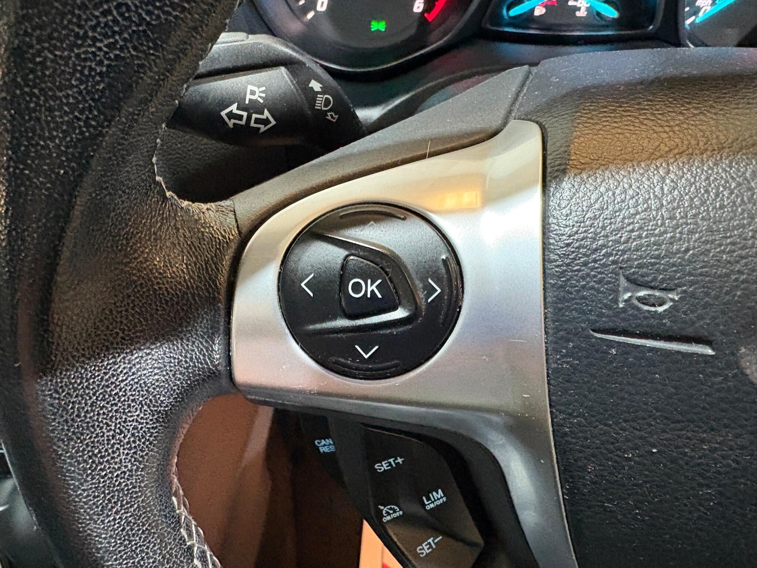 Used Ford Kuga 2015 for sale - 76085177: Photo 39