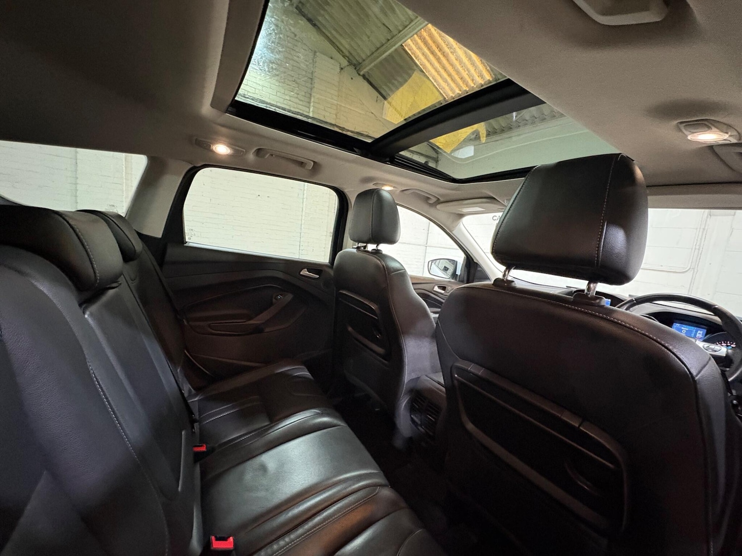 Used Ford Kuga 2015 for sale - 76085177: Photo 6