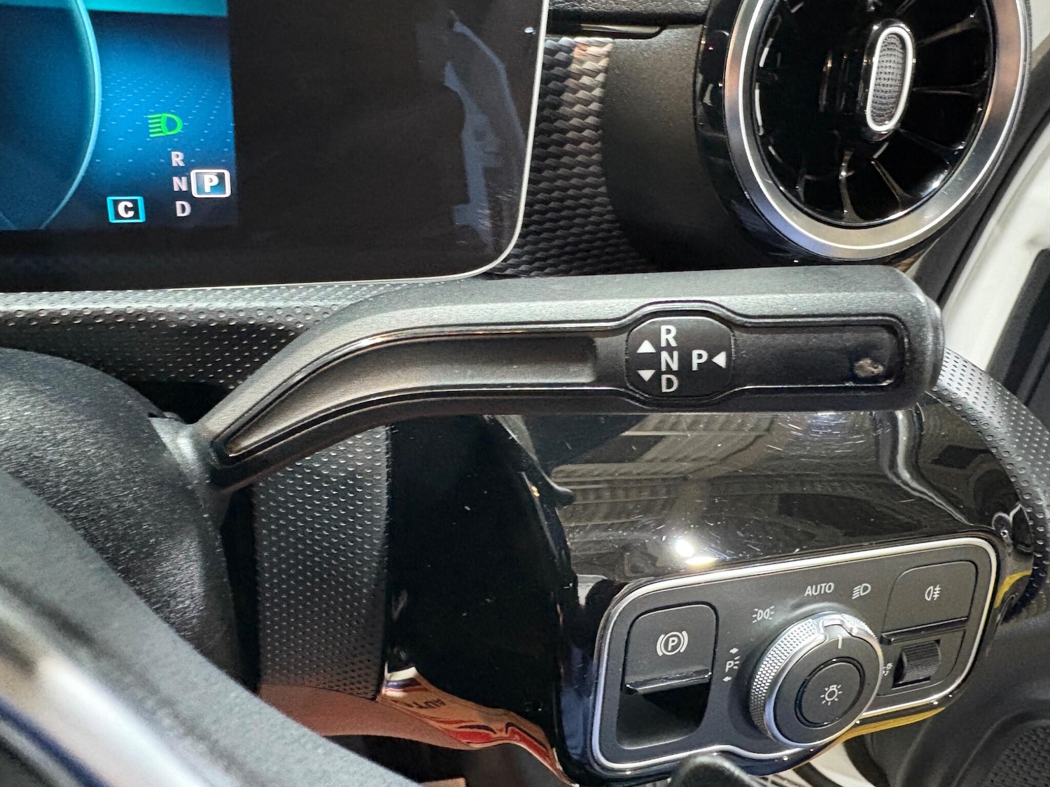 Used Mercedes-Benz A-Class 2018 for sale - 77084433: Photo 33