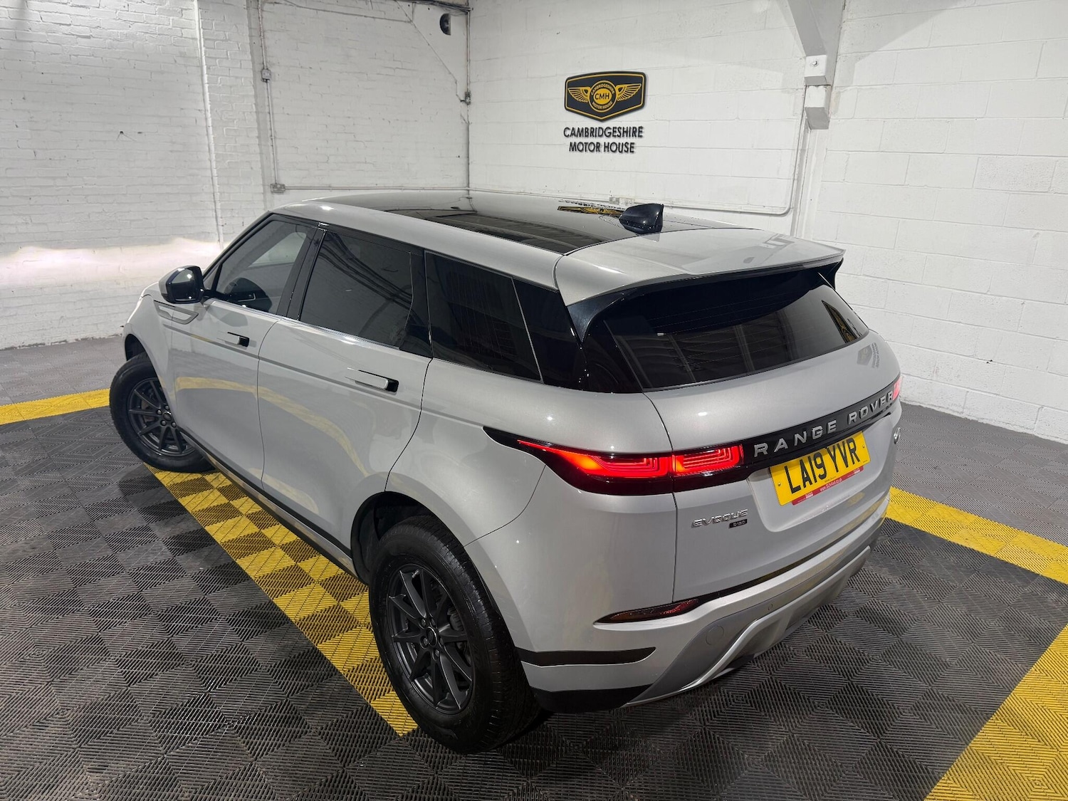 Used Land Rover Range Rover Evoque 2019 for sale - 76801374: Photo 17
