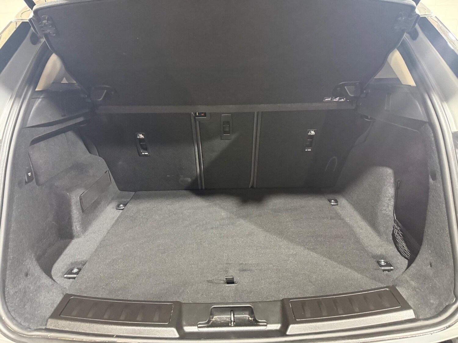 Used Land Rover Range Rover Evoque 2019 for sale - 76801374: Photo 67