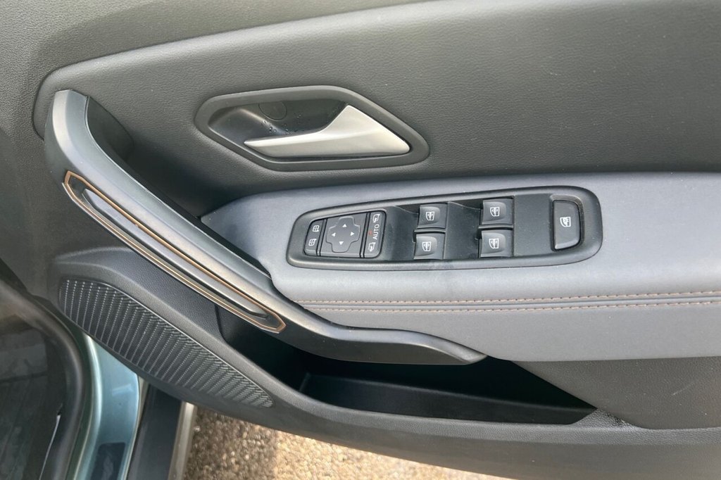 Used Dacia Duster 2023 for sale - 76267395: Photo 23