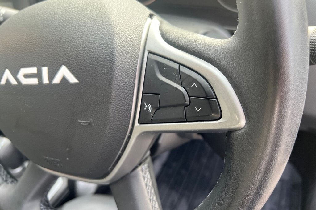 Used Dacia Duster 2023 for sale - 76267395: Photo 30