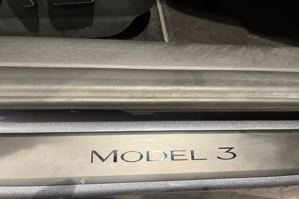 Used Tesla Model 3 2022 for sale - 77547398: Photo 32