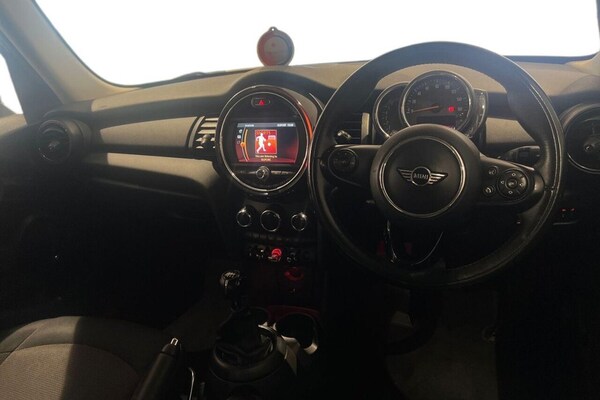 Used MINI Hatch 2018 for sale - 75979790: Photo 9