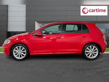 Used Volkswagen Golf 2019 for sale - 79334396: Photo