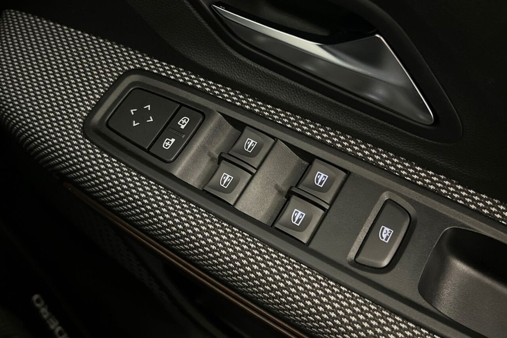 Used Dacia Sandero Stepway 2023 for sale - 76569758: Photo 38