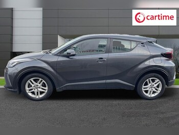 Used Toyota C-HR 2023 for sale - 75923497: Photo