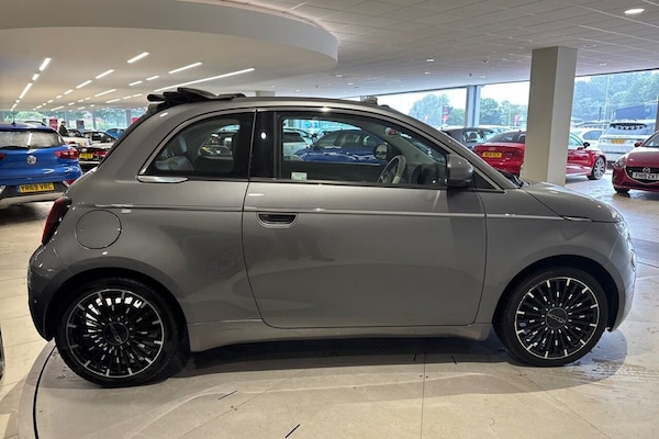 Used Fiat 500e C 2022 for sale - 75242688: Photo 30