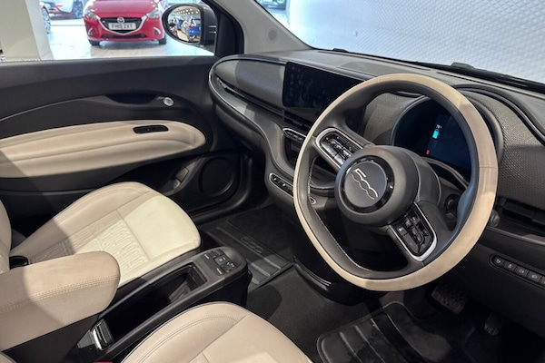 Used Fiat 500e C 2022 for sale - 75242688: Photo 48