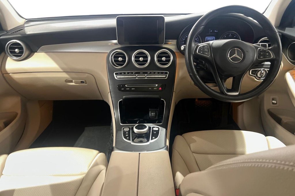 Used Mercedes-Benz GLC 2019 for sale - 76772993: Photo 12
