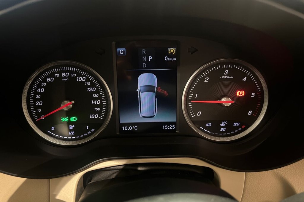 Used Mercedes-Benz GLC 2019 for sale - 76772993: Photo 15