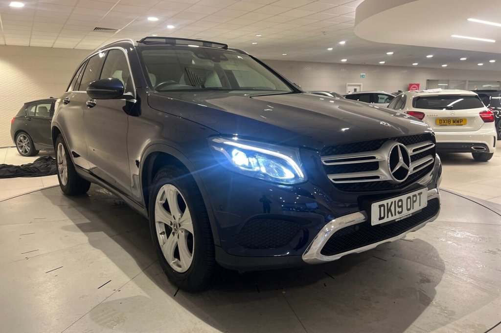 Used Mercedes-Benz GLC 2019 for sale - 76772993: Photo 20