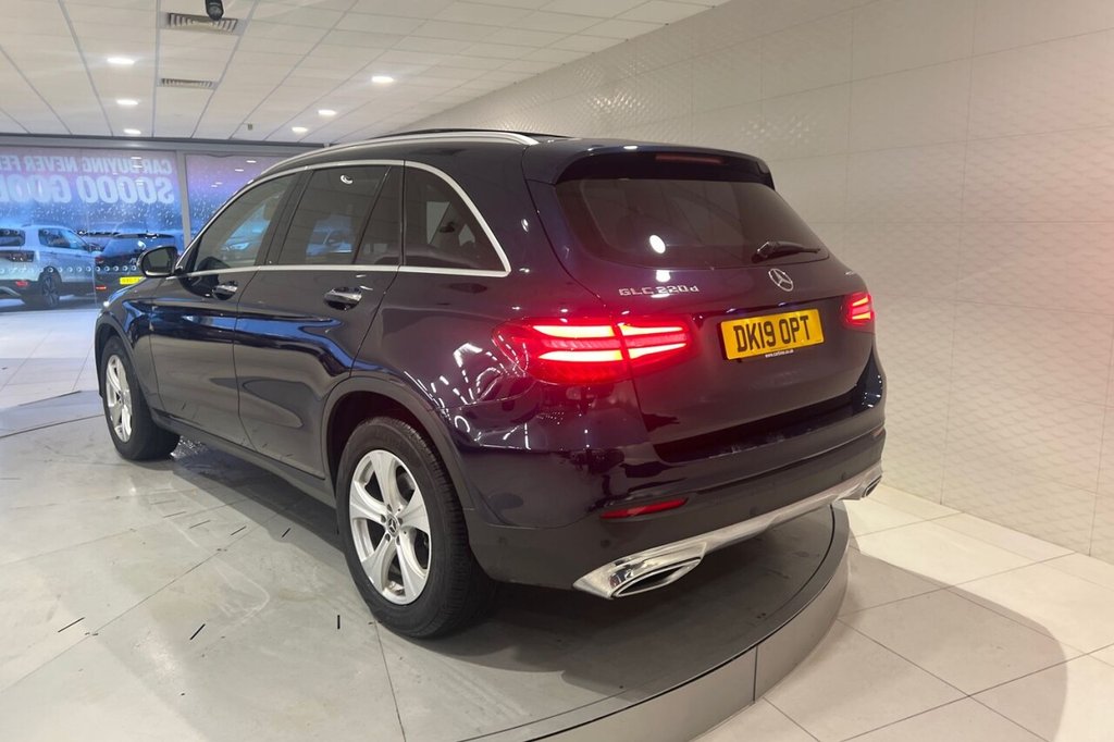 Used Mercedes-Benz GLC 2019 for sale - 76772993: Photo 24