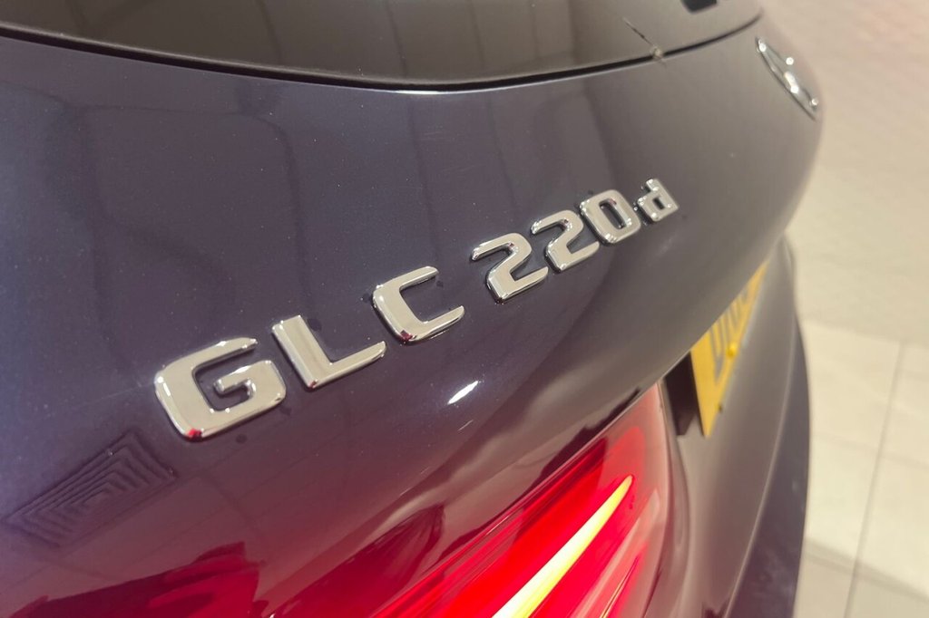 Used Mercedes-Benz GLC 2019 for sale - 76772993: Photo 28