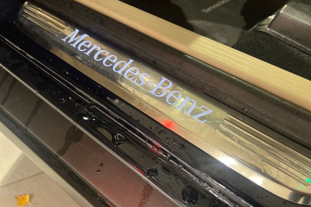 Used Mercedes-Benz GLC 2019 for sale - 76772993: Photo 35