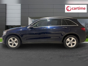 Used Mercedes-Benz GLC 2019 for sale - 76772993: Photo