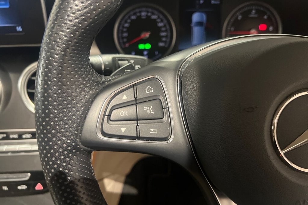 Used Mercedes-Benz GLC 2019 for sale - 76772993: Photo 42