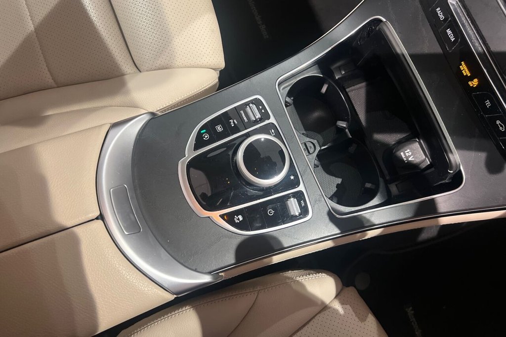 Used Mercedes-Benz GLC 2019 for sale - 76772993: Photo 44