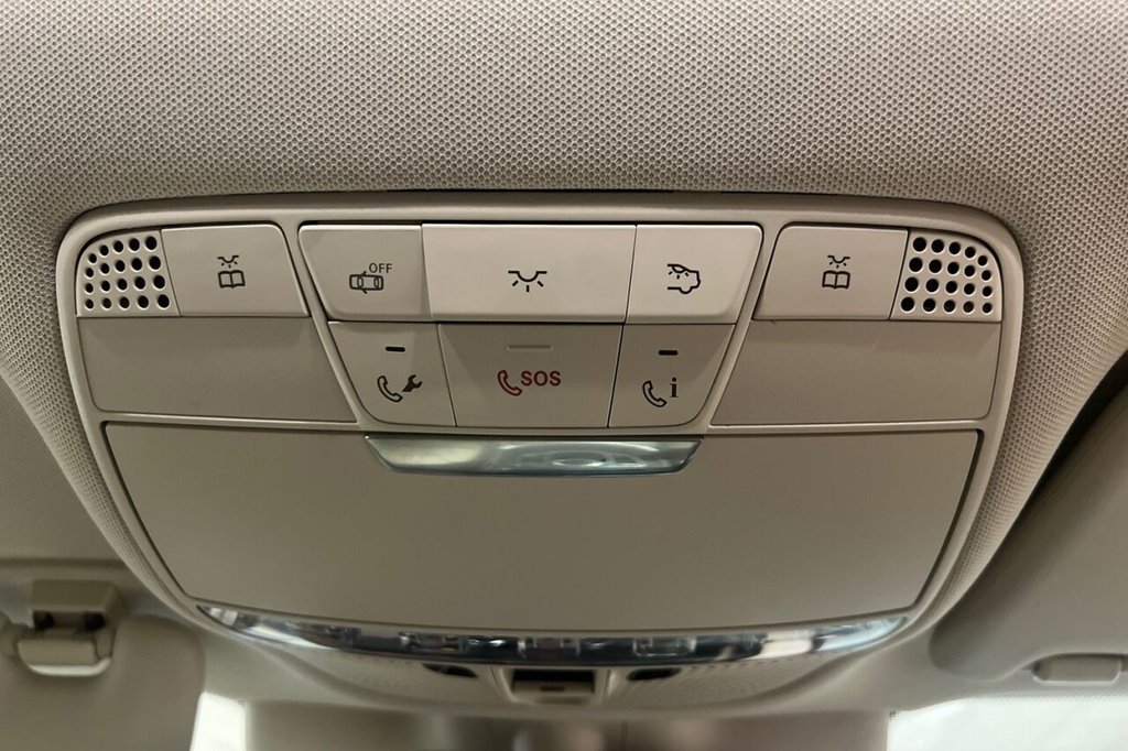 Used Mercedes-Benz GLC 2019 for sale - 76772993: Photo 48